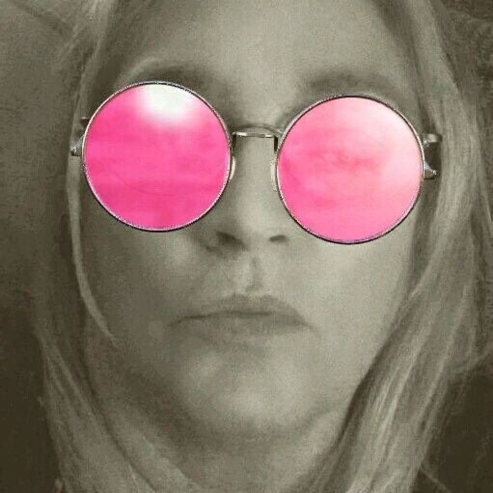 Meet your Posher, Sandy